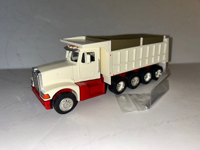 (image for) A Smith Peterbilt dump Red White - Click Image to Close